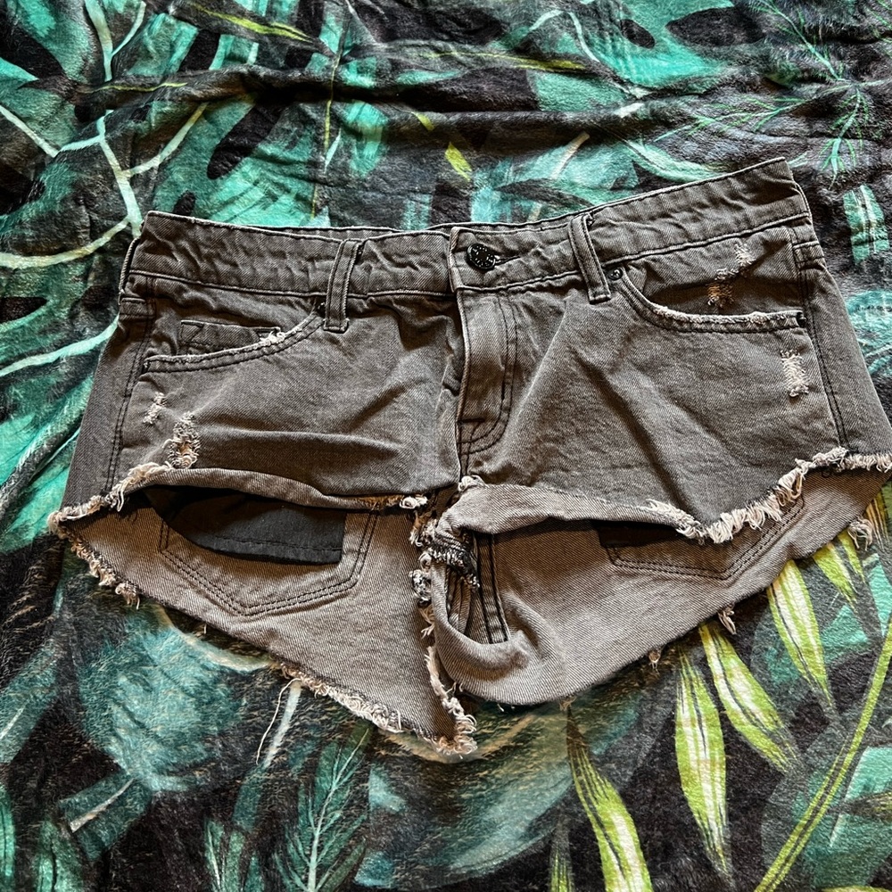 BDG low rise Jean shorts